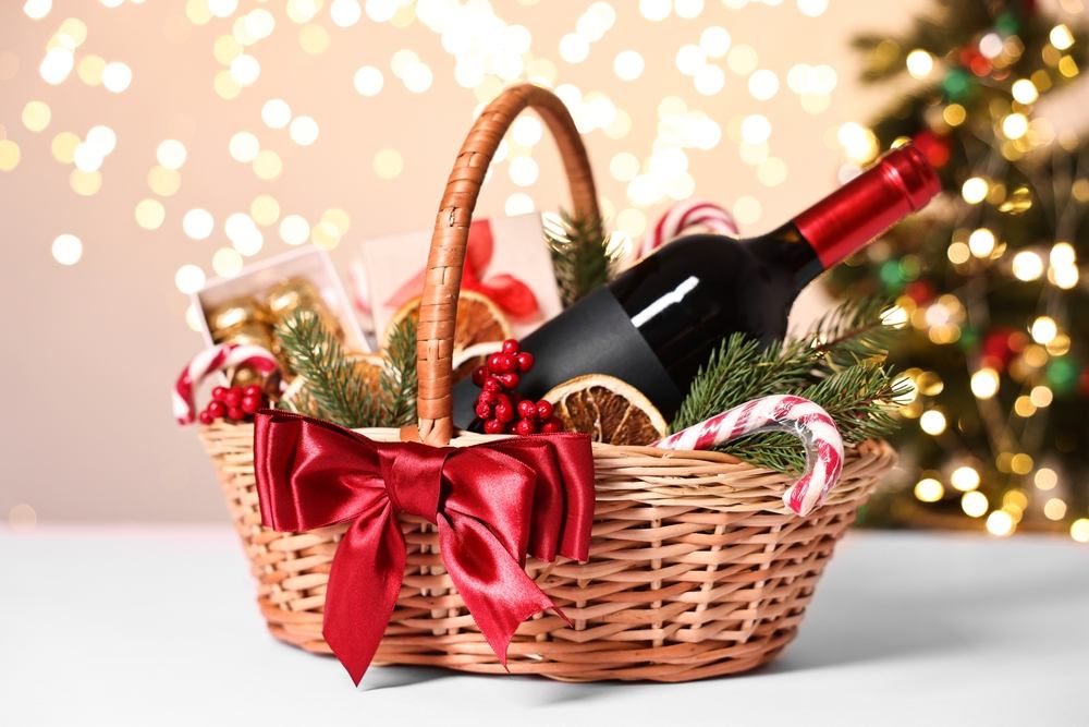 Why Wine Is the Perfect Drink for Your Holiday Gatherings